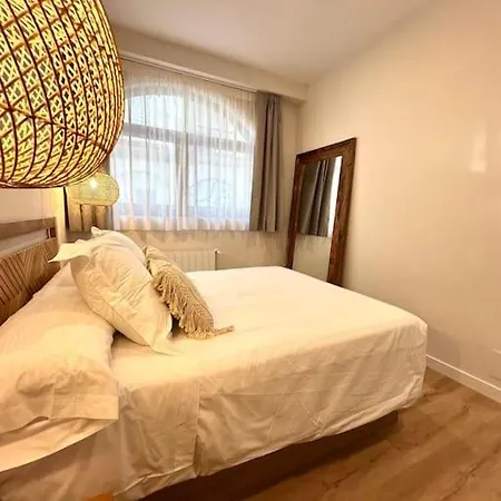 Apartament Main - Lavalle *